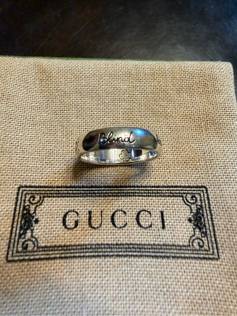 New Authentic Gucci GG Logo Blind For Love Silver Ring - Picture 3 of 16